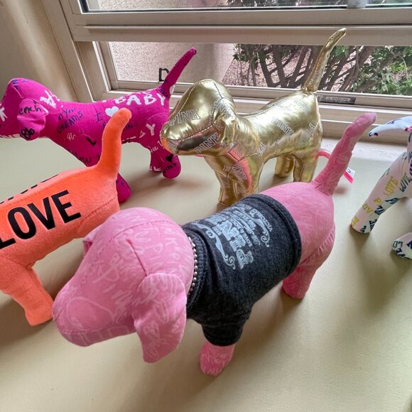 Victoria's Secret Pink Dogs Set of 6 Stuffed - Picture 5 of 6